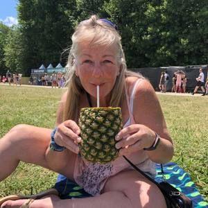 Meet your Posher, Wendy